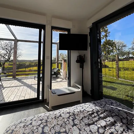 Le Beeel Endroit Holiday home