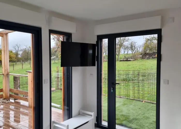 Le Beeel Endroit Gelucourt